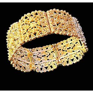 Gorgeous Gold Metal Ornate Dressy Fancy Stretchy Bracelet